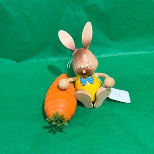 Handmade handcrafted wooden Kuhnert German import bunny w/oversized carrot